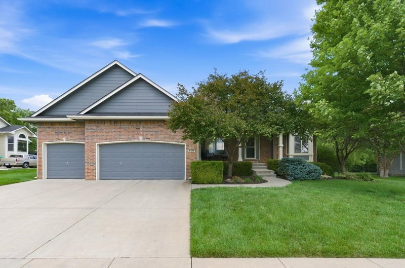 2216 Newberry St, Derby, KS 67037