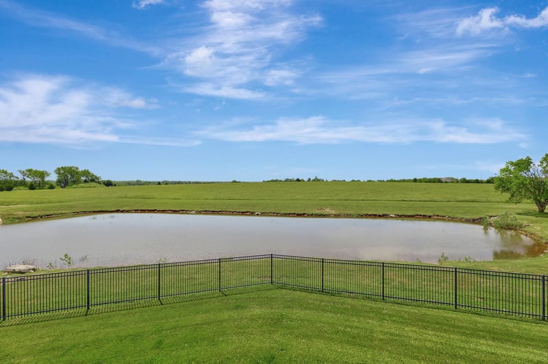 2202 Foxfire Ct, Augusta, KS 67010