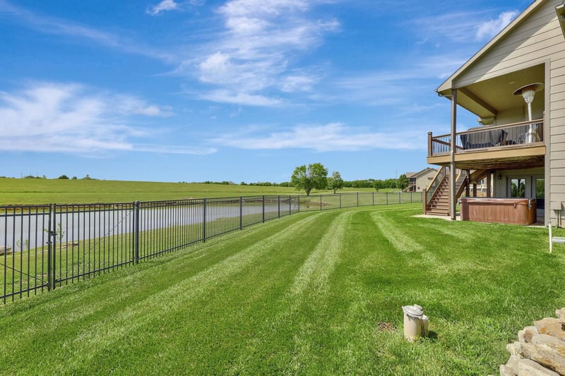 2202 Foxfire Ct, Augusta, KS 67010
