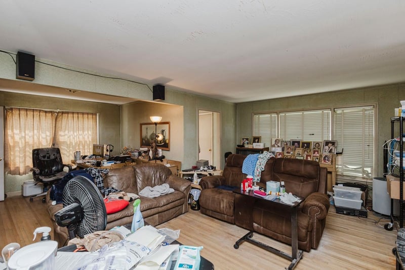 2705 E Menlo, Wichita, KS 67211