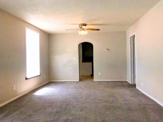 1933 Palisade Ave, Wichita, KS 67213