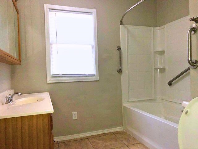 1933 Palisade Ave, Wichita, KS 67213