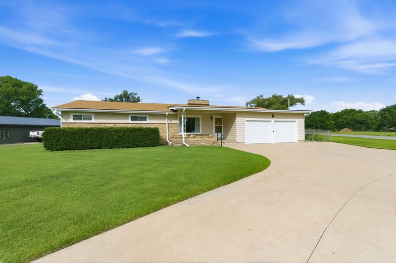 6101 S Ellis, Wichita, KS 67216