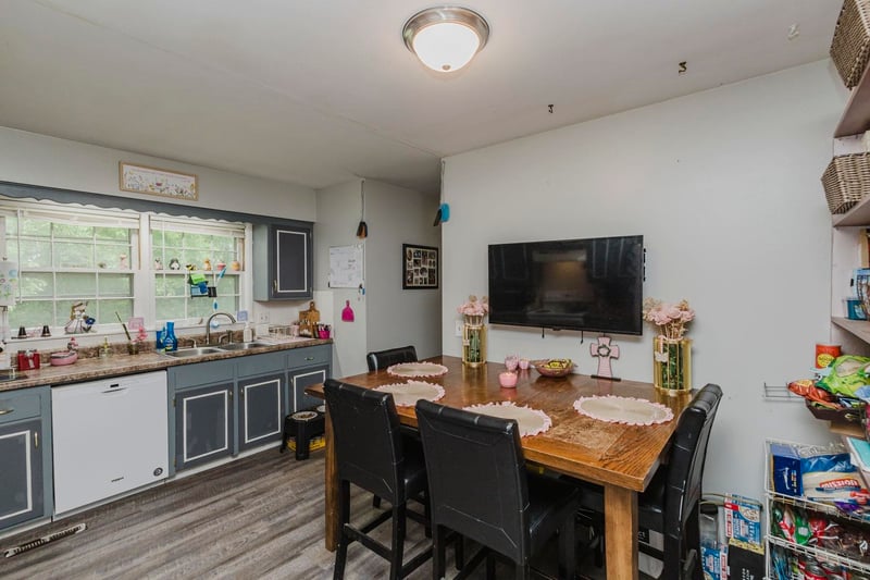 2731 N Terrace, Wichita, KS 67220