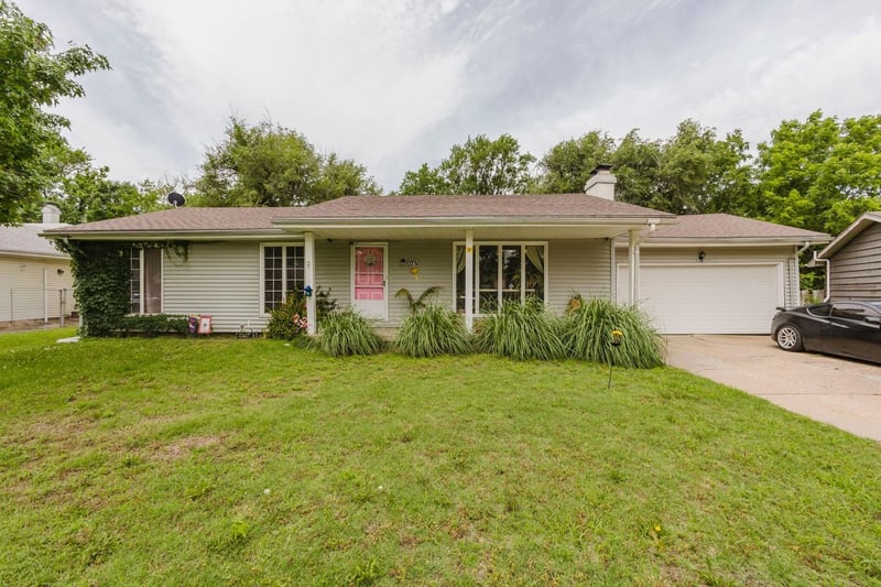 2731 N Terrace, Wichita, KS 67220