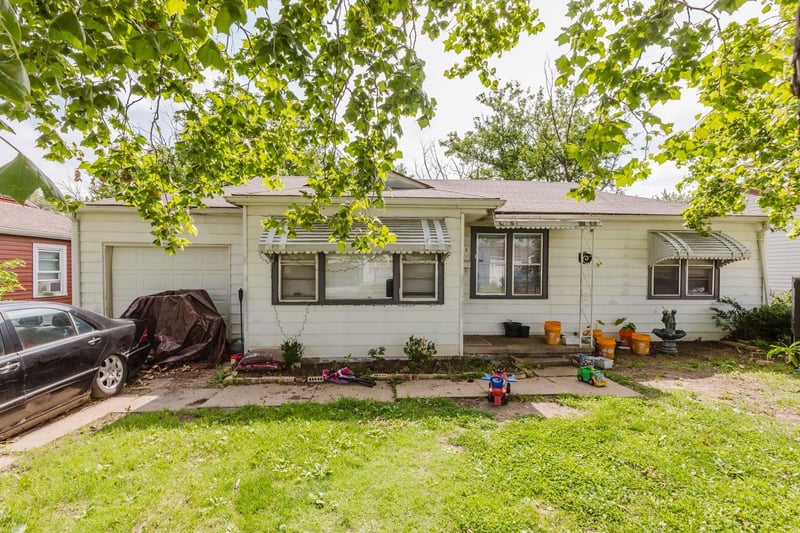 2710 N Gentry, Wichita, KS 67220