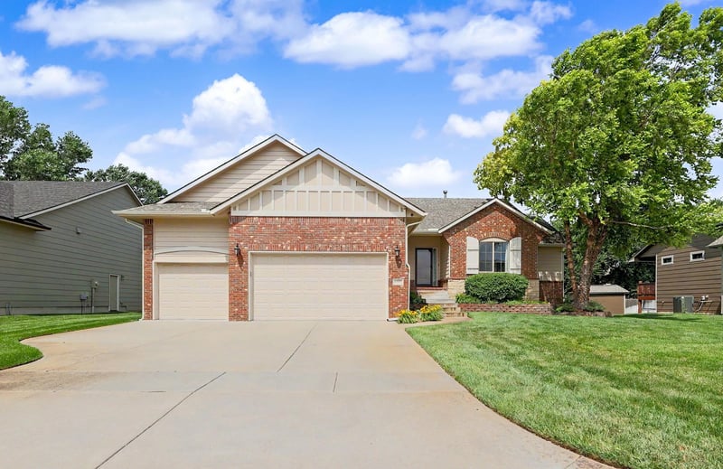 4403 Cimarron St, Wichita, KS 67205