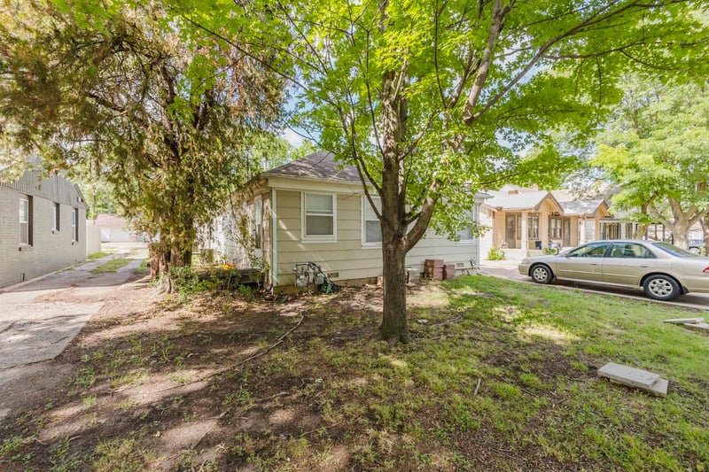 4416-4418 E Central, Wichita, KS 67208