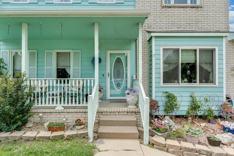 5359 Stoneborough St, Wichita, KS 67217