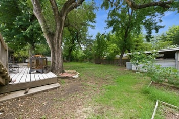 102 S Lochinvar St, Wichita, KS 67207
