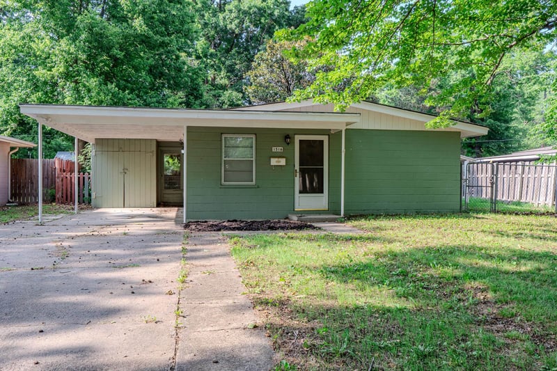 1516 Ann , Winfield, KS 67156
