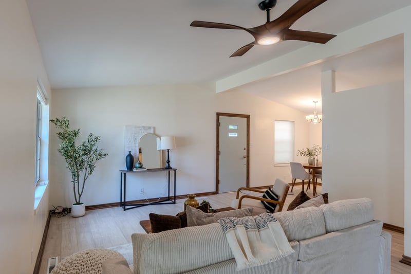 1516 Ann , Winfield, KS 67156