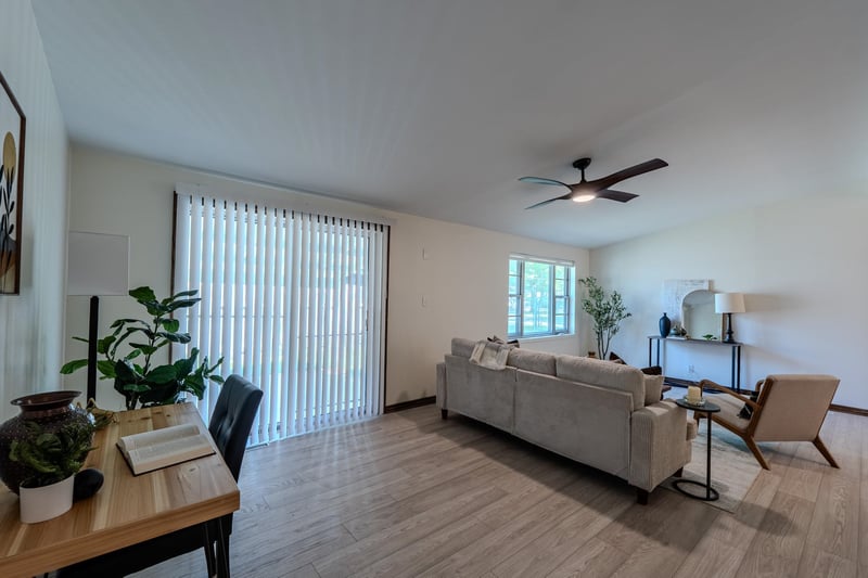1516 Ann , Winfield, KS 67156