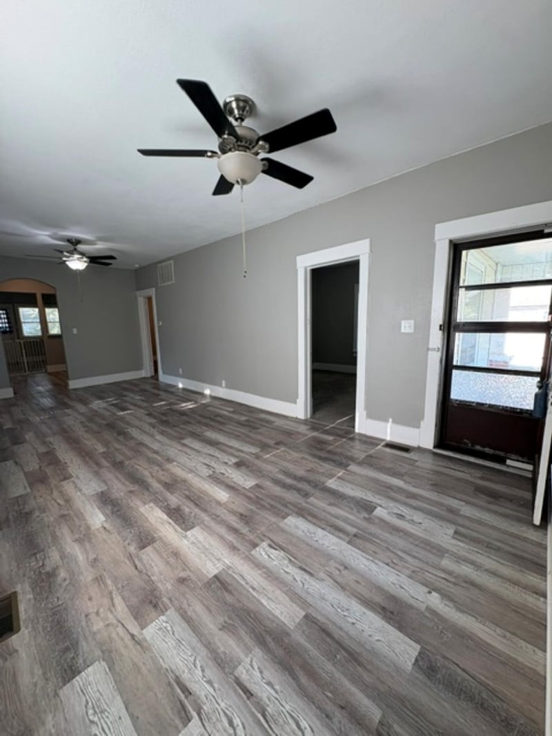 514 Cave Springs Ave, El Dorado, KS 67042