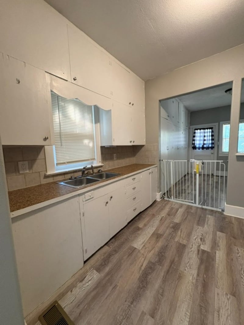 514 Cave Springs Ave, El Dorado, KS 67042