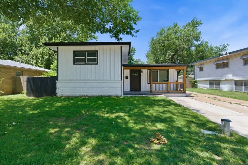 1921 N Gow St, Wichita, KS 67203