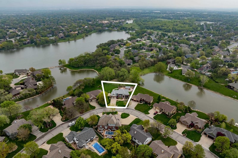 116 Rainbow Lake Rd, Wichita, KS 67235