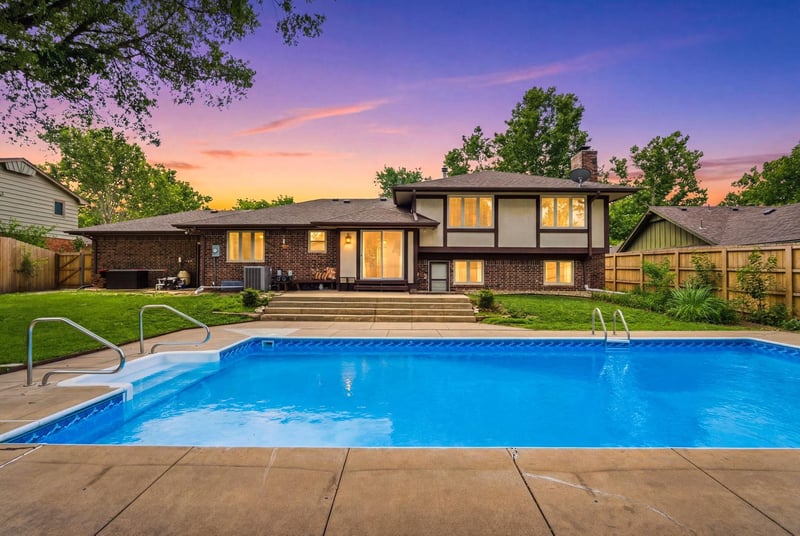 8300 Brookhollow , Wichita, KS 67206