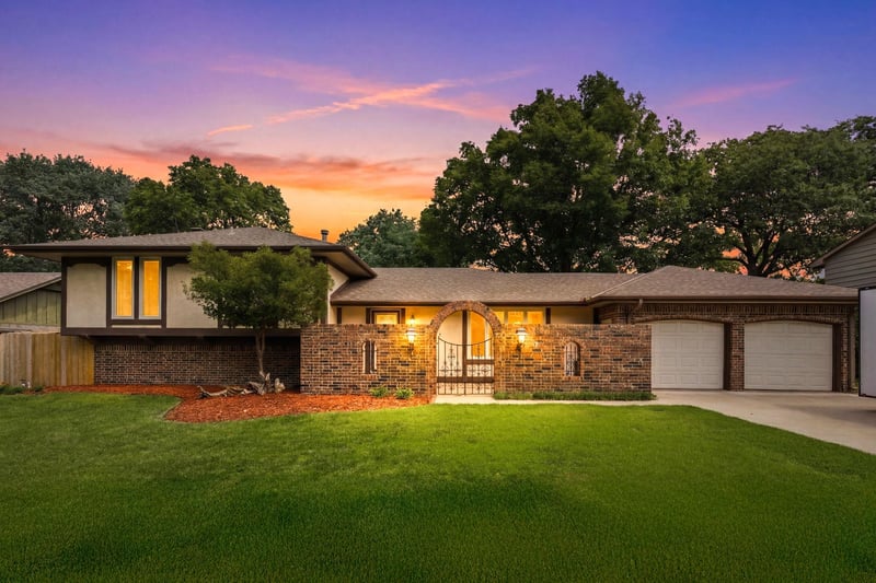 8300 Brookhollow , Wichita, KS 67206