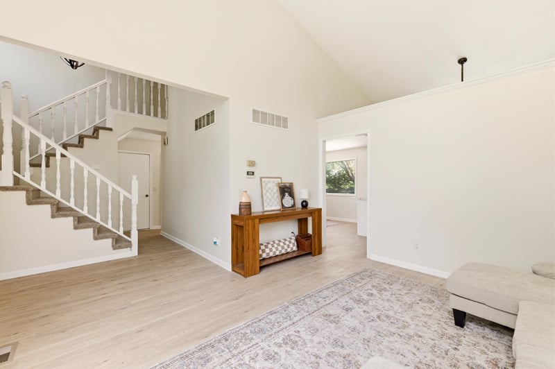 1202 Stoneybrook Cir, Wichita, KS 67207