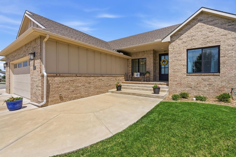 14722 W Moscelyn Ct, Wichita, KS 67235