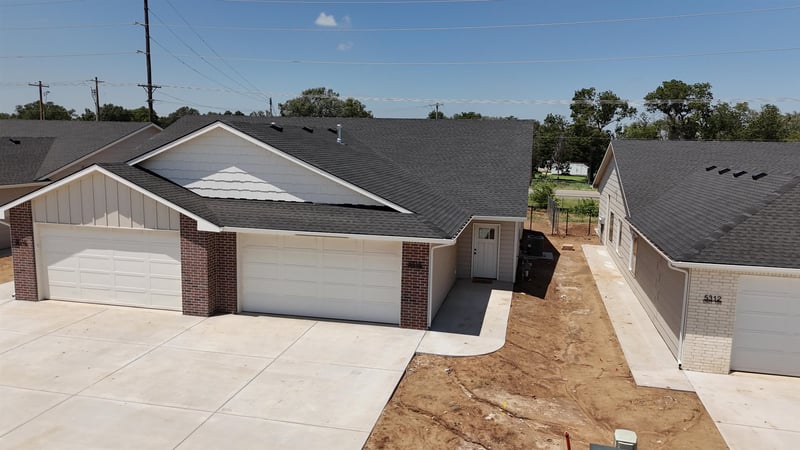 5416 Rolly St, Wichita, KS 67215