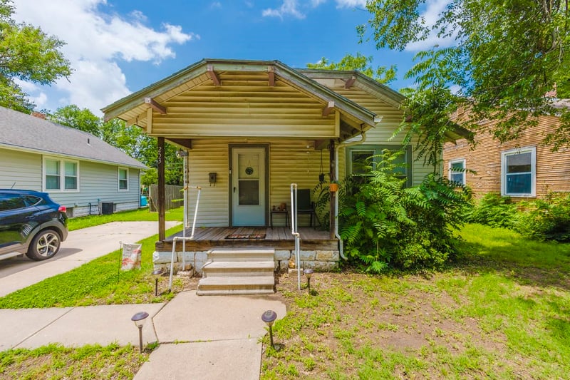 253 N Fern, Wichita, KS 67203