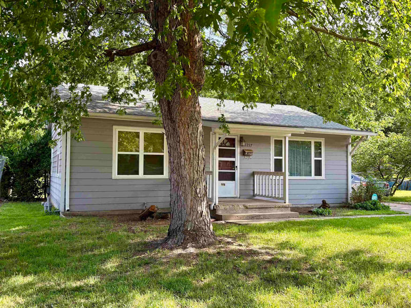 1217 W Stillwell, Wichita, KS 67213