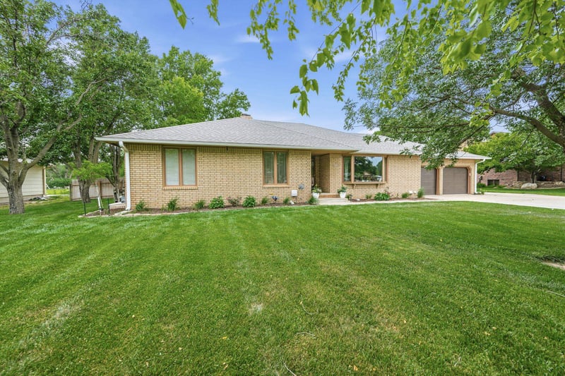 6533 Rico Rd, Wichita, KS 67204