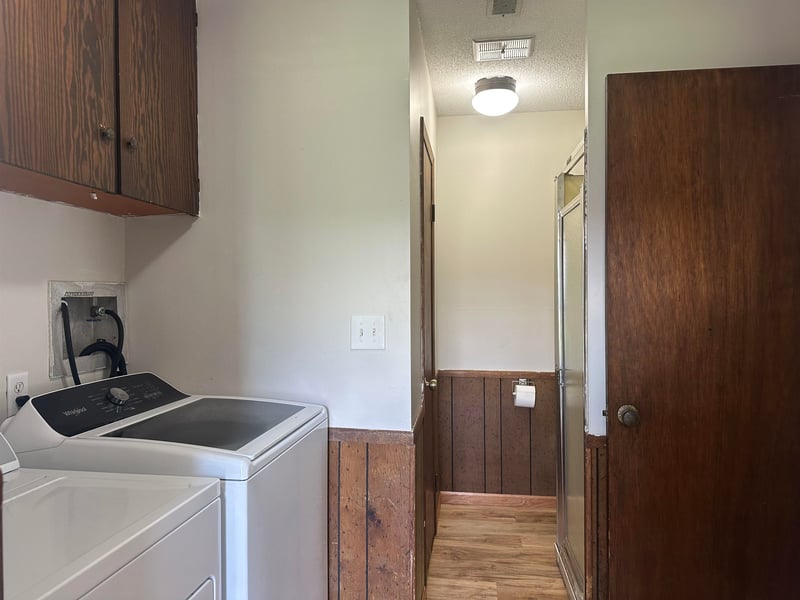 1476 Grant Rd, El Dorado, KS 67402