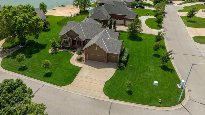 6727 W Northwind Ct, Wichita, KS 67205