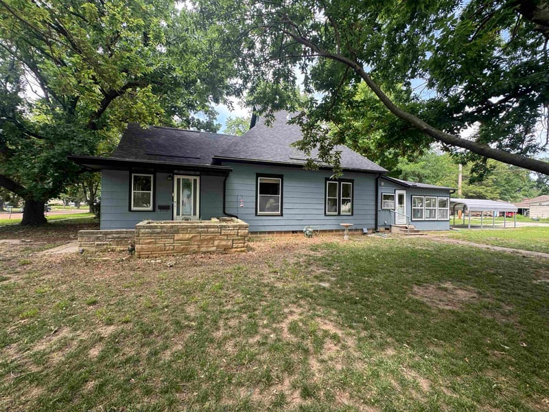 1620 Fuller , Winfield, KS 67156