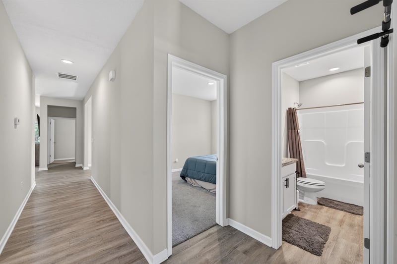 1604 Casey Cir, Newton, KS 67114