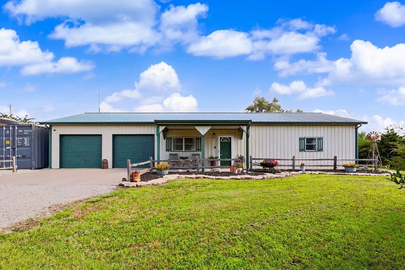 9190 SE Turkey Creek Rd, Leon, KS 67074