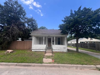 615 N Custer, Wichita, KS 67203