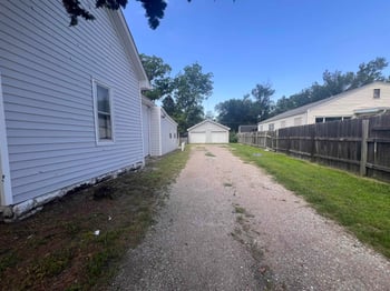 615 N Custer, Wichita, KS 67203