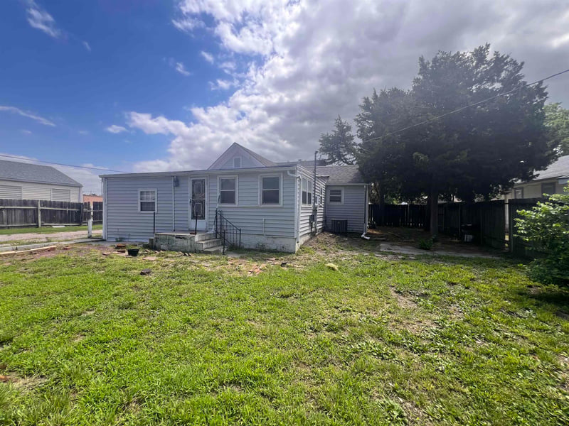 615 Custer , Wichita, KS 67203