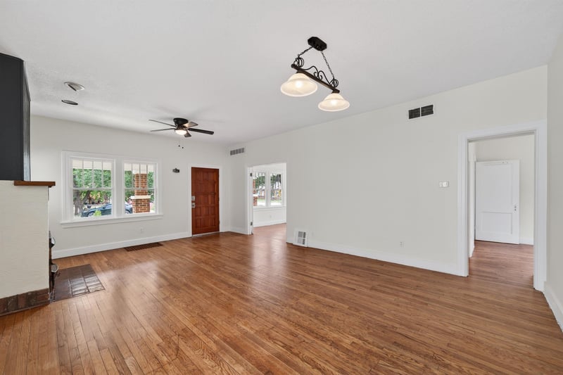 1957 Market , Wichita, KS 67211