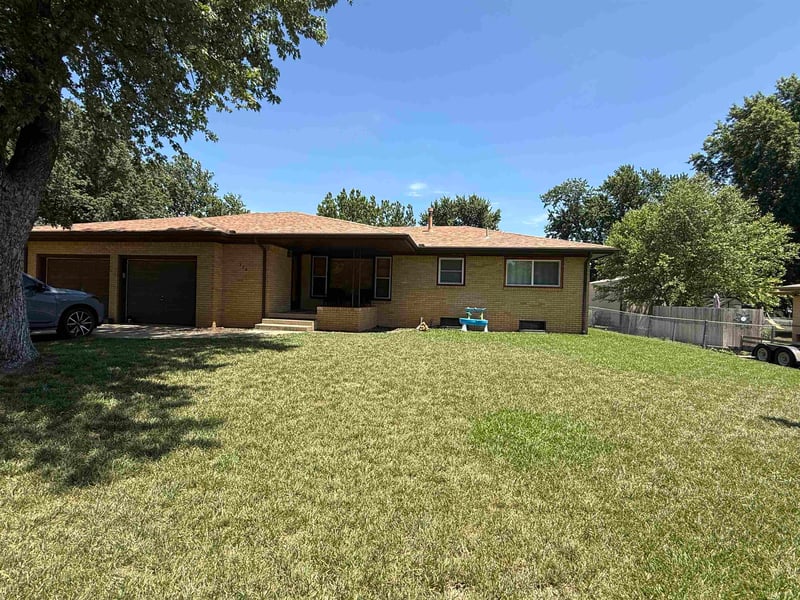 330 S Gorin St, Clearwater, KS 67026