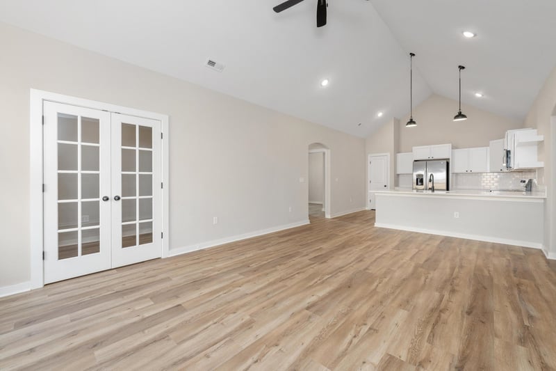 809 Rainbow Lake St, Wichita, KS 67235