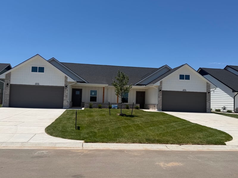 809 Rainbow Lake St, Wichita, KS 67235