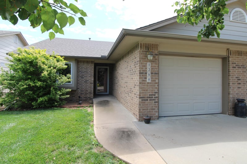 1280 High St, El Dorado, KS 67042