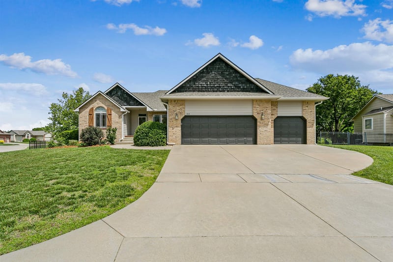 814 S Zelta, Wichita, KS 67207