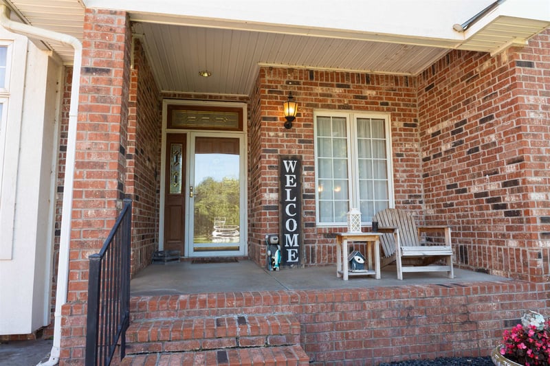 9 Flanigan Dr, Augusta, KS 67010