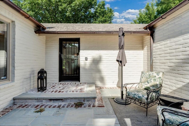 1440 Gatewood St, Wichita, KS 67206