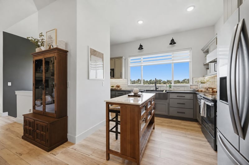 1327 Footbridge St, Goddard, KS 67052