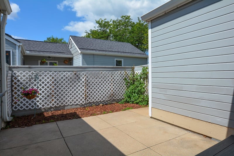 1034 Bayshore St, Wichita, KS 67212