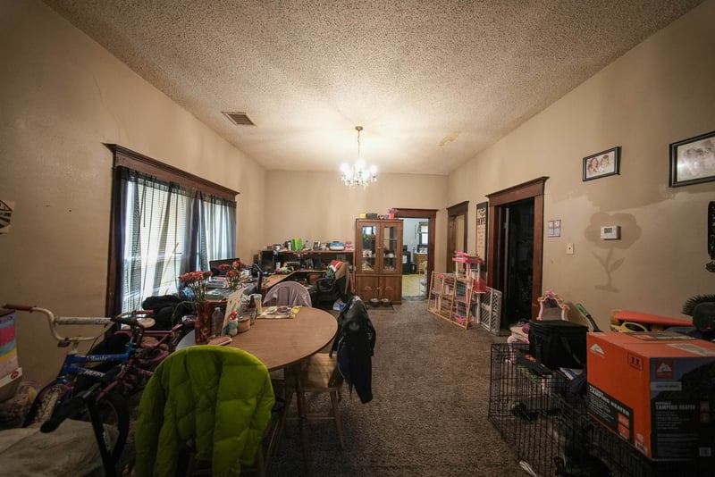 712 C St, Wellington, KS 67152