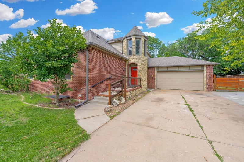 13911 Bayley Cir, Wichita, KS 67230-9112