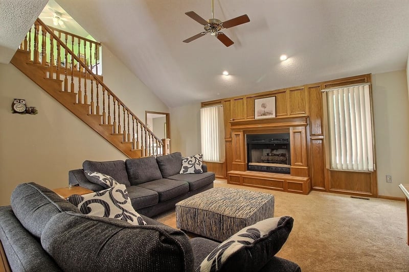 1842 N Valleyview St, Wichita, KS 67212
